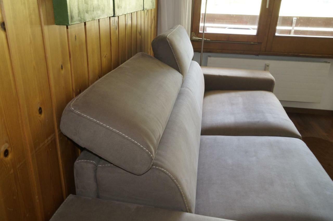 Monte Rosa D 412 Aparthotel Tasch Bagian luar foto