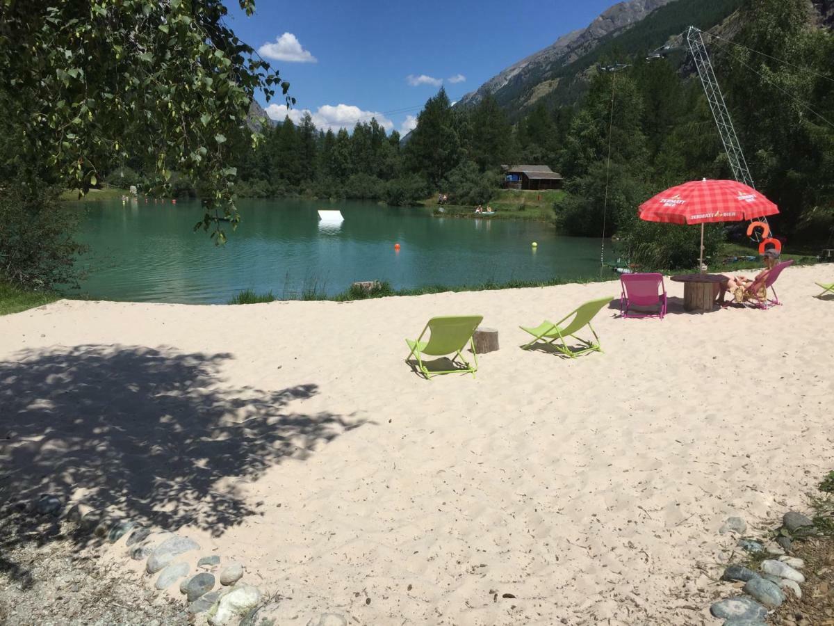 Monte Rosa D 412 Aparthotel Tasch Bagian luar foto